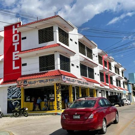 Oyo Hotel Puerta Sur Comitan de Dominguez Exterior photo